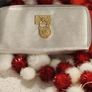 MICHAEL KORS SILVER Women's Wallet Double Zipper